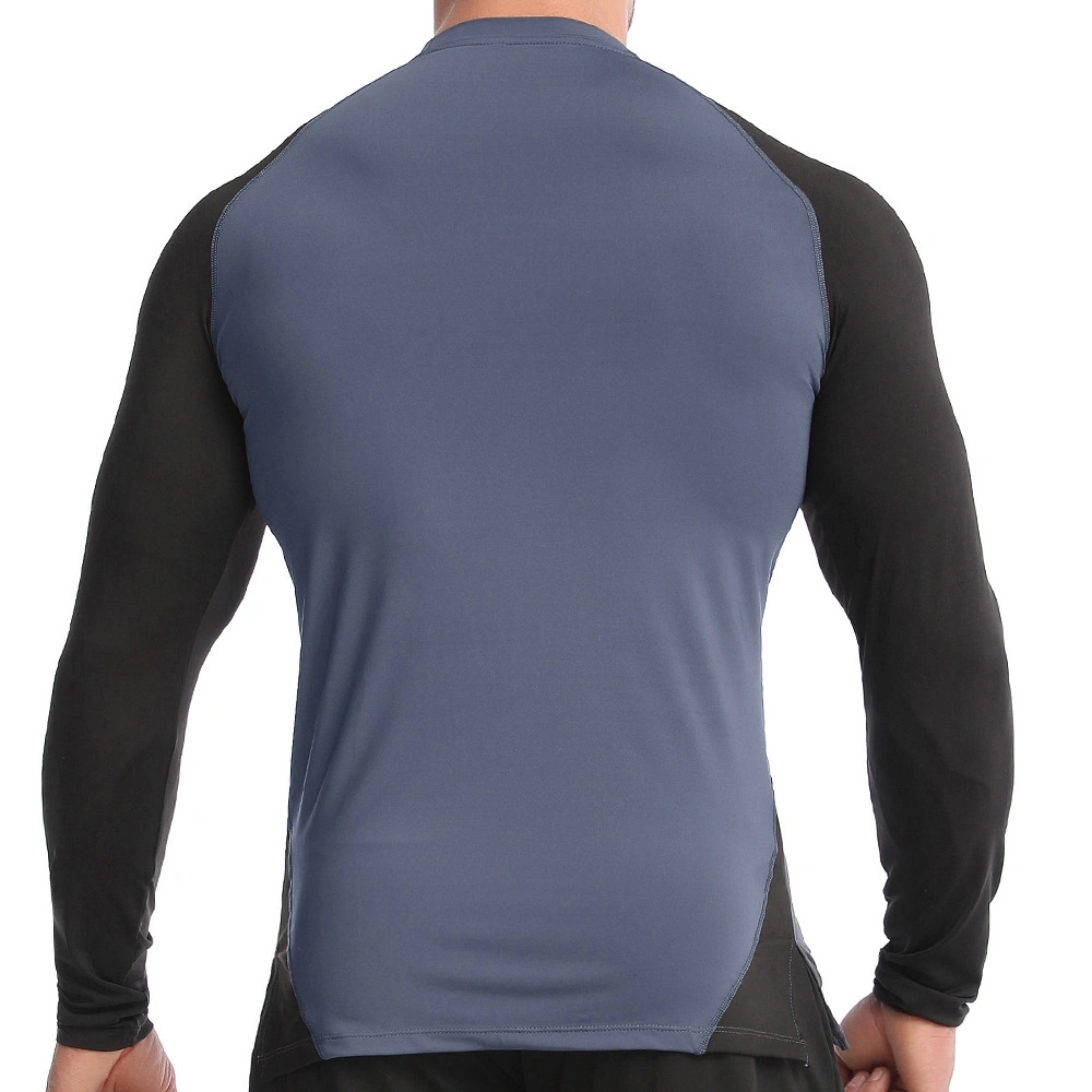 Wholesale Clothing New Design Men′s Green/Black Contrast Colors Long Sleeve Compression Sports Shirt Wit Bottom Split